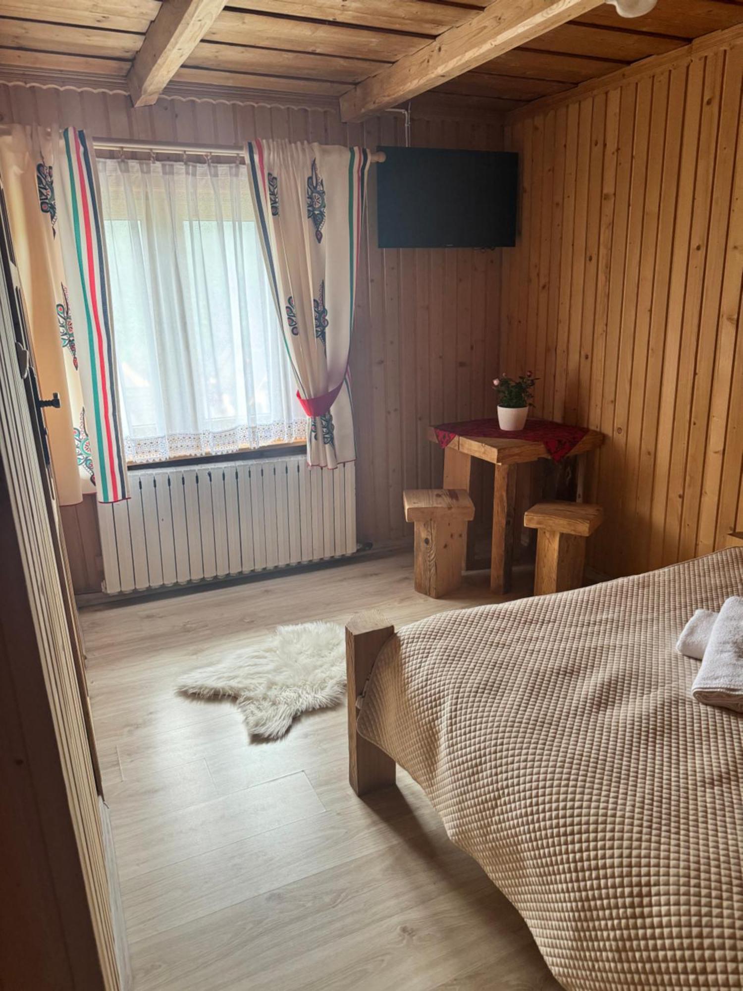 U Mlynorza Apartment Suche Luaran gambar